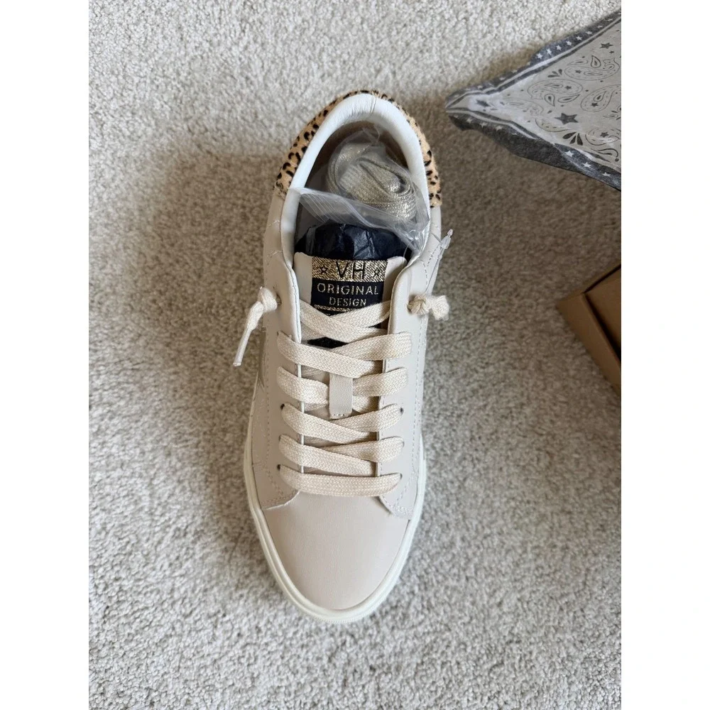 Vintage Havana Womens Quilted Star Sneakers Cream Gold Leopard‎ Size 8.5 NEW